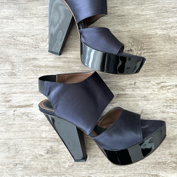 MARNI Platform Heels Satin Black Blue Size 39 Ready To Wear Spring 2008 - Picture 4 of 13